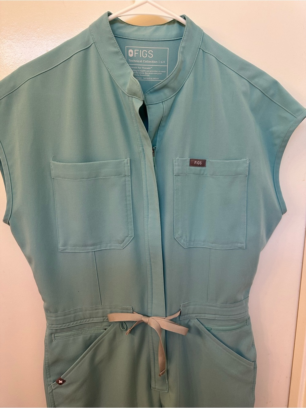 FIGS Women's Jumpsuit Small Petite - Picture 3 of 5